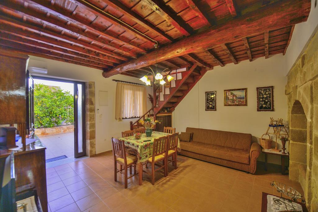Archontiko Ilias Villa Kavousi  Kültér fotó